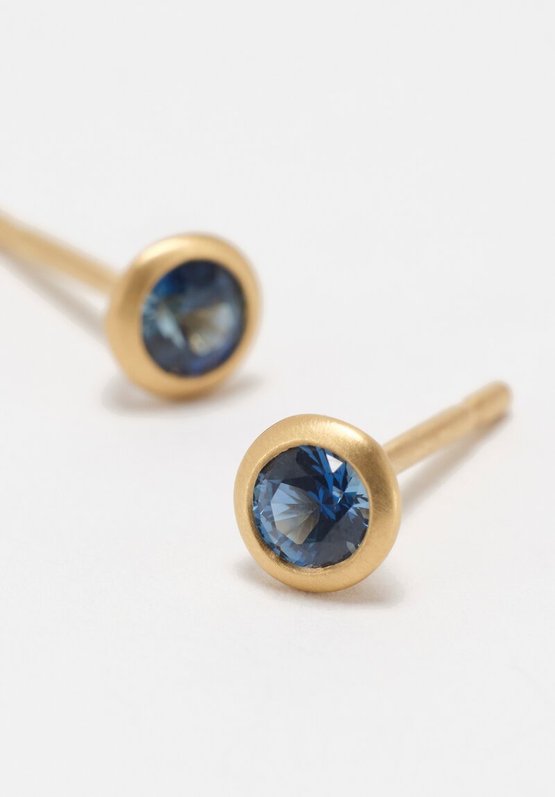 Kimberly Collins 18K Bezel Round Teal Sapphire Post Earrings 0.5cm