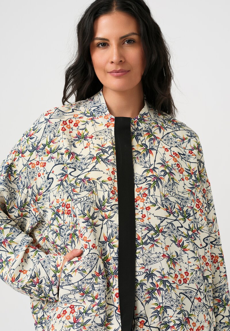 Ibrigu Silk Chirimen Komon Kimono Bomber Jacket in White & Blue Bamboo