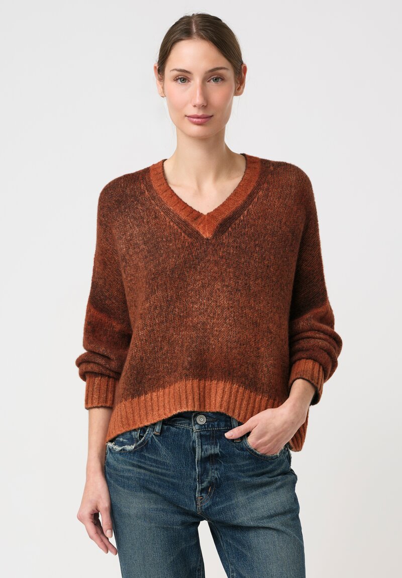Avant Toi Hand-Painted Cashmere Silk Garzato Cropped V-Neck Sweater