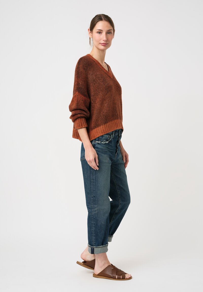 Avant Toi Hand-Painted Cashmere Silk Garzato Cropped V-Neck Sweater