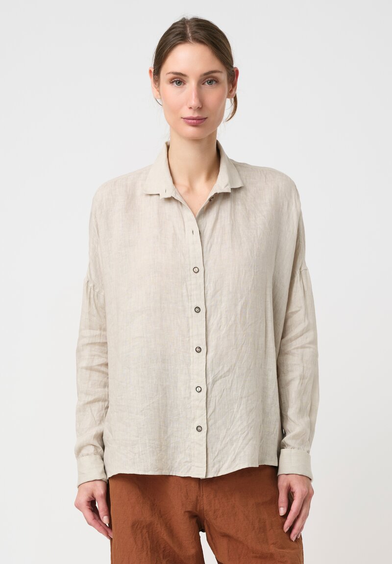 Forme d'Expression Woven Linen Squared Shirt in Powder White