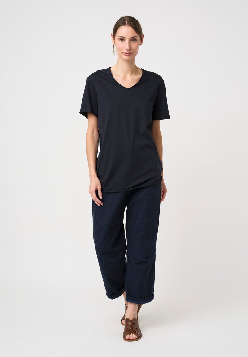 Forme d'Expression Cotton Rolled Edge V-Neck ZZ T-Shirt in Navy Blue