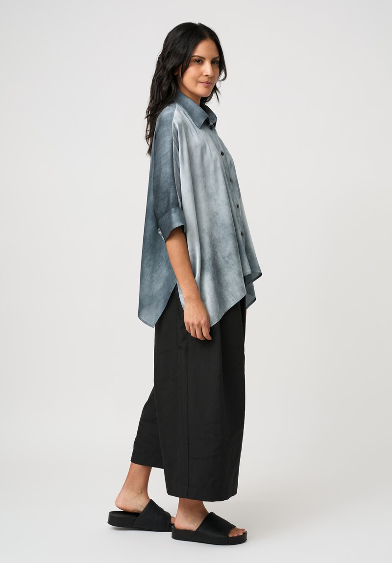 Uma Wang Silk Short Sleeve Button-Down Toto Top in Marbled Steel Blue