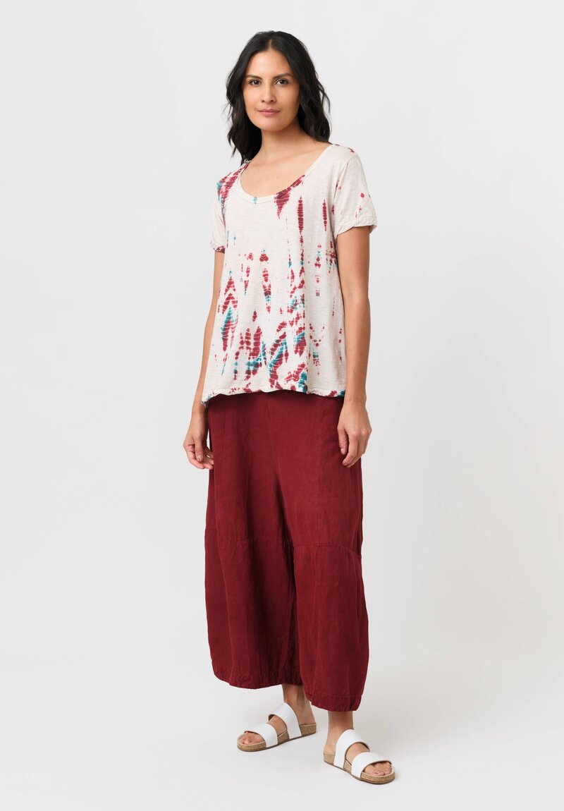Gilda Midani Cotton Pattern-Dyed Monoprix Tee in Laal Red & Teal Tyde