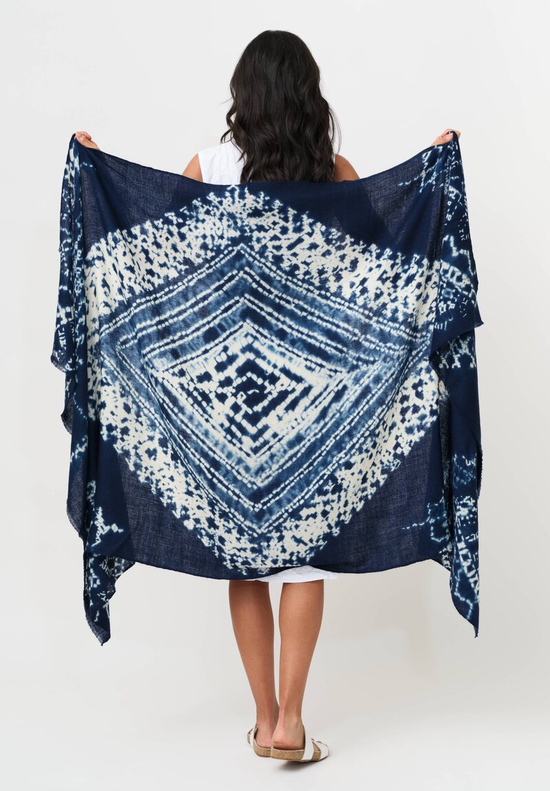 I Pezzi Dipinti Shibori Dyed Ziggurat Shamina Indigo Navy + White