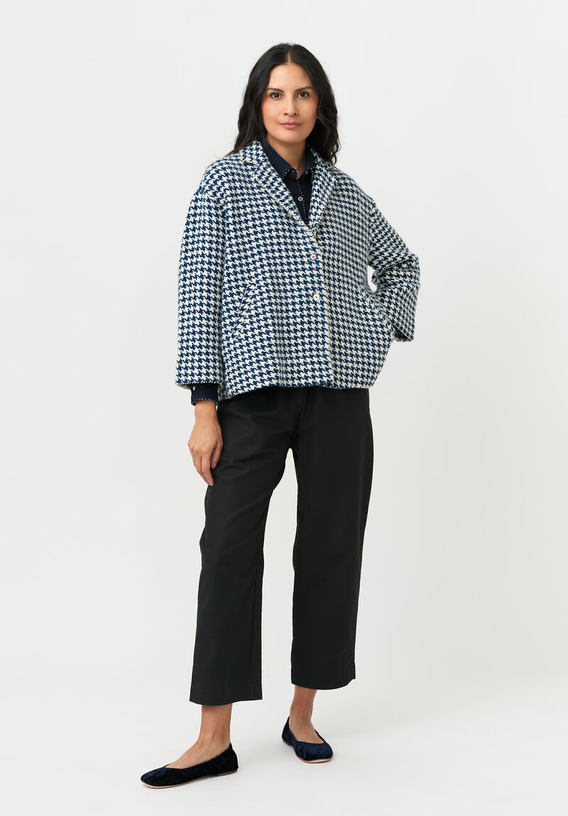 Péro Woven Jacket in White & Blue Herringbone
