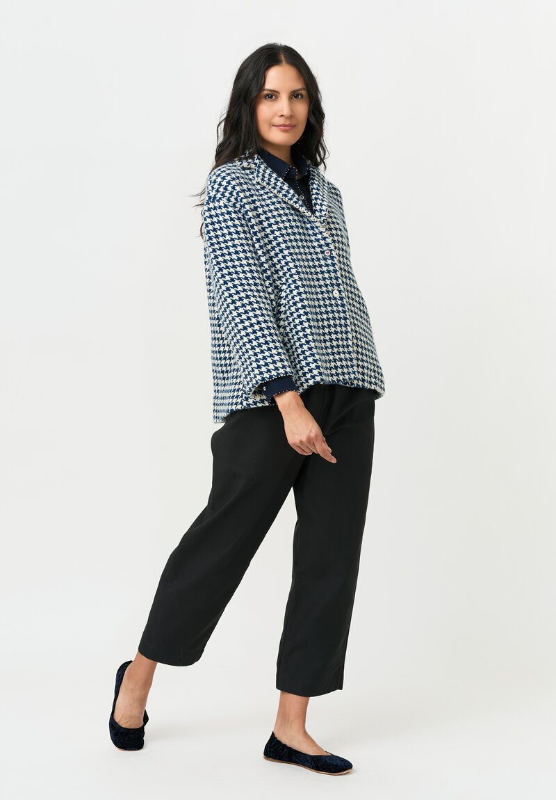 Péro Woven Jacket in White & Blue Herringbone