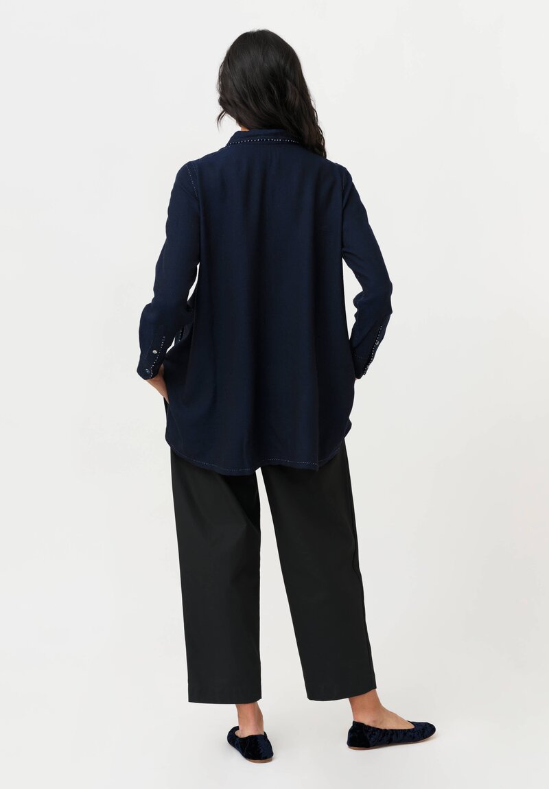 Perol Woven Button Down with French Knot Trim & Pointed Collar Shirt