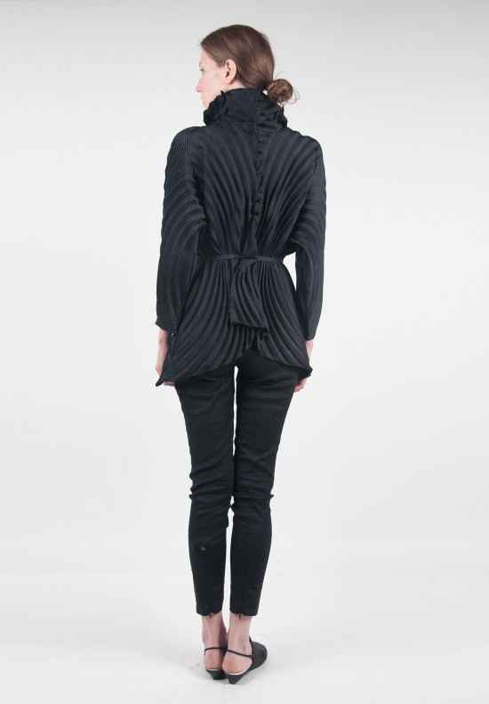 Issey Miyake Tied Pleated Jacket in Black