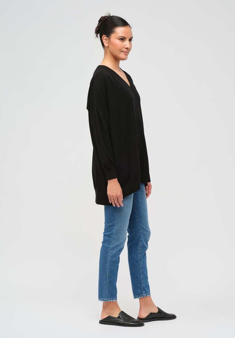 Hania New York Marley V-Neck Sweater in Black	