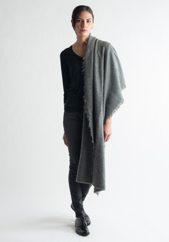 Pauw Knit Cashmere Shawl in Dark Grey	