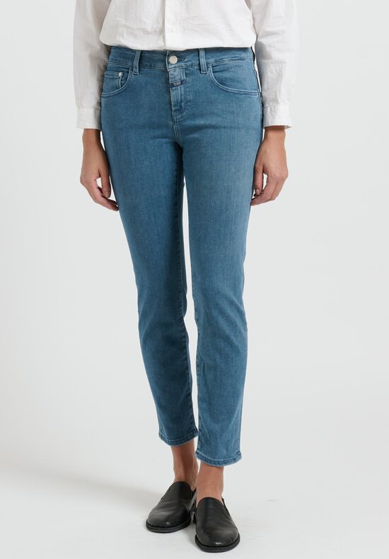 Closed Baker Cropped Narrow Jeans in Medium Blue