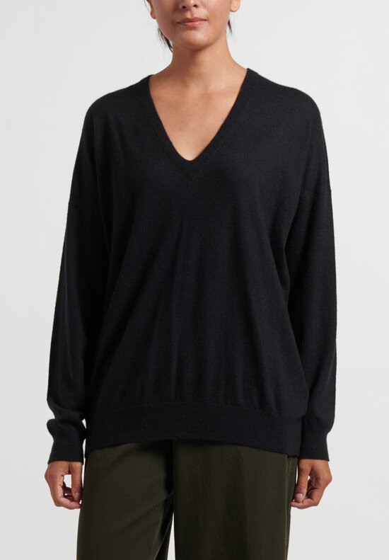 Frenckenberger Cashmere Oversized Deep V-Neck Sweater in Black	