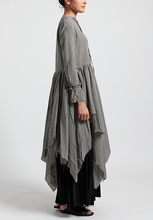 A Tentative Atelier ''Sacco'' Washed Multi-Layers Dress in Black ...