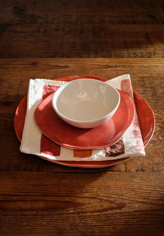Bertozzi Handmade Porcelain Solid Painted Dinner Plate in Rosso	