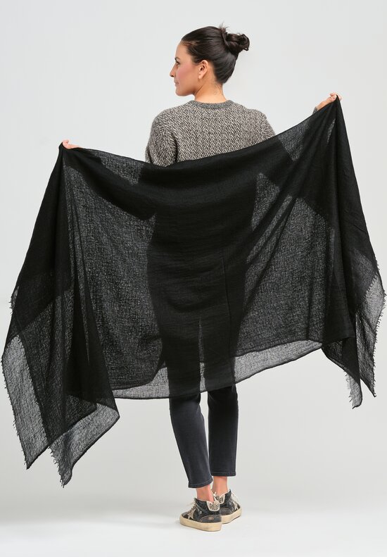Frenckenberger Cashmere Big Woven Scarf in Black 	