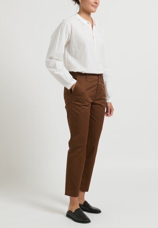 Closed Cotton ''Jack'' Cropped Pants in Brazil Nut Brown	