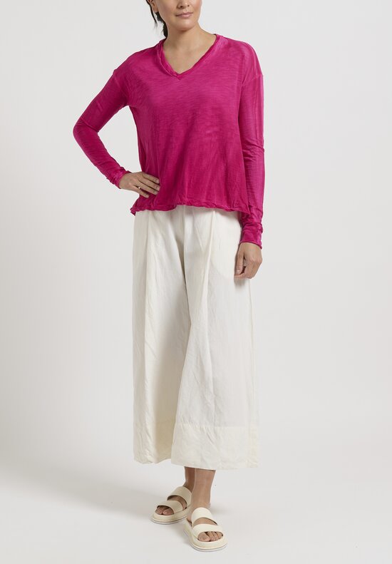 Gilda Midani Solid Dyed Long Sleeve V-Neck Trapeze Tee in Pink	