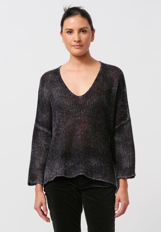 Avant Toi Hand-Painted Cashmere & Silk V-Neck Sweater in Nero Black	