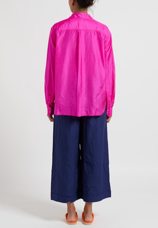 Péro A-line Simple Silk Shirt in Hot Pink	