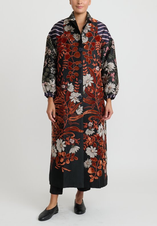 Biyan Emproidered and Appliqued Floral Huna Coat	