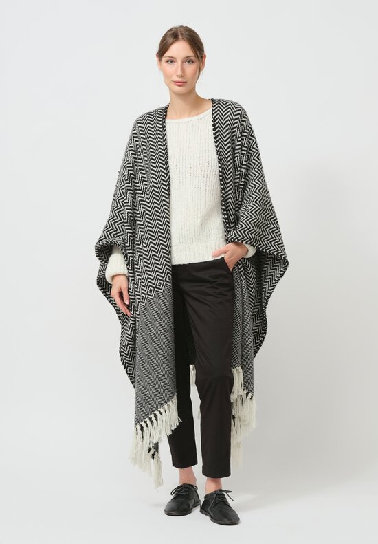 Alonpi Cashmere Canaria Cape in Black & White	