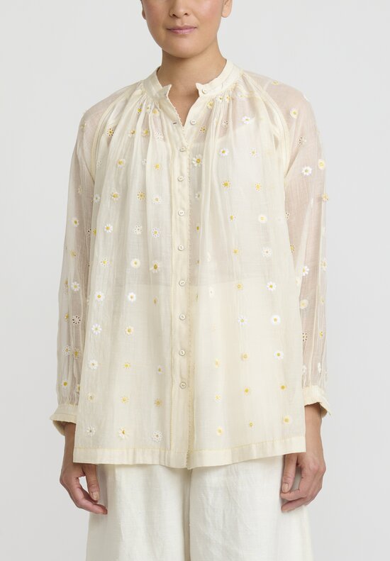 Péro Cotton and Silk Hand Beaded and Embroidered Daisy Shirt in Ivory White	