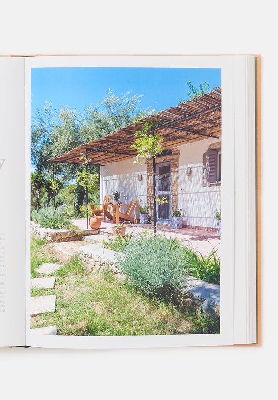 Slow Escapes: Rural Retreats for Conscious Travelers