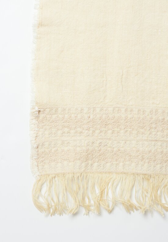 The House of Lyria Linen Silk Donax Throw in Natural
