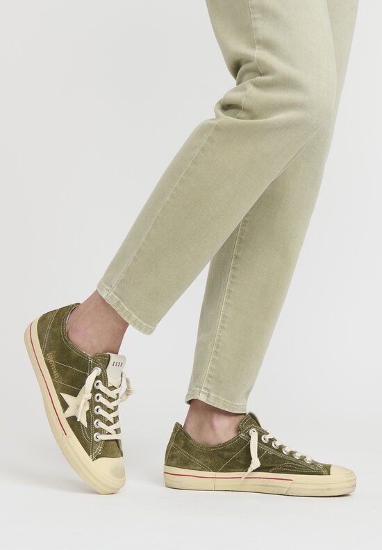 Golden Goose Suede and Leather V-Star 2 Sneakers in Green & Ivory	