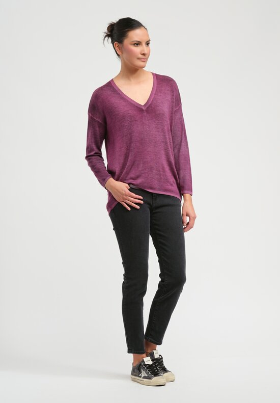 Avant Toi Cashmere & Silk Hand-Painted V-Neck Sweater in Nero Clematis Purple	