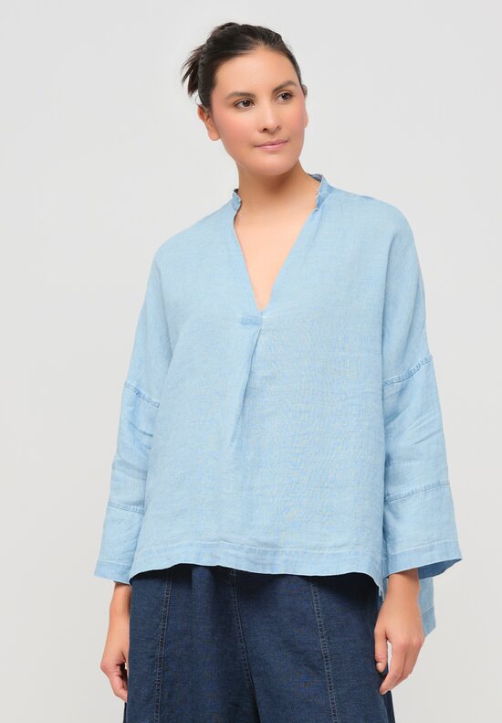 Gilda Midani Linen Tunic Top in Light Blue	