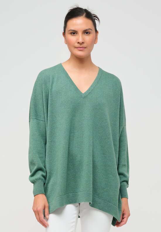 Hania New York Cashmere Marley V-Neck Sweater in Strath Green	