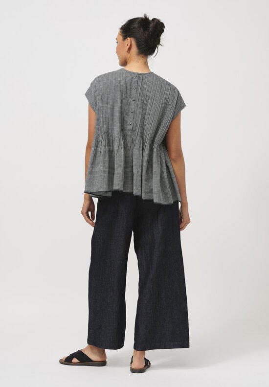 Maison De Soil Cotton Random Pleats Shirt in White & Black	