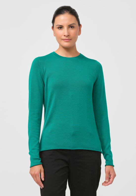 Begg x Co Cashmere Knit Refine Top in Arizona Green	