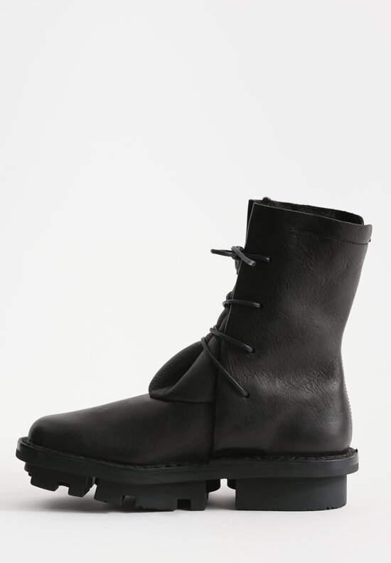 Trippen Sheepskin-Lined Curtain Boots in Black	