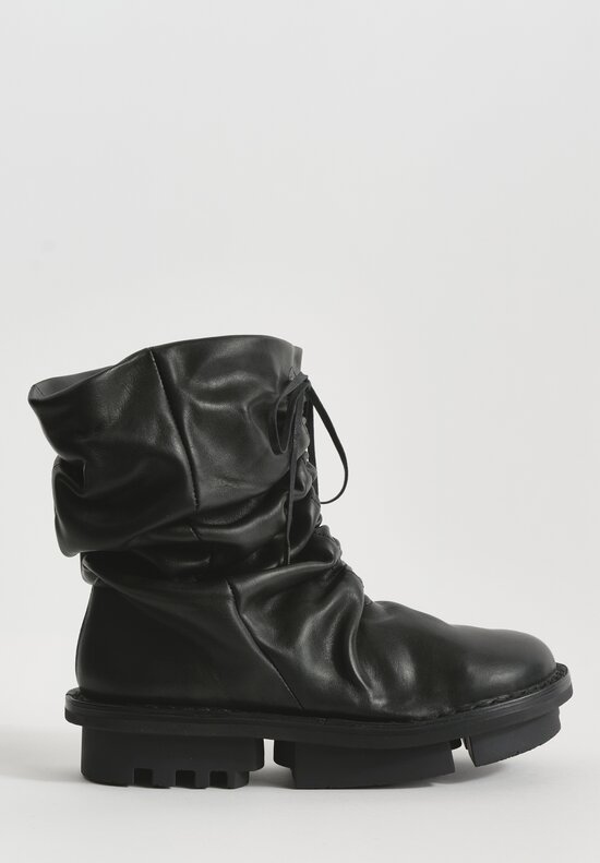 Trippen Sheepskin-Lined Pressure Boot in Black	