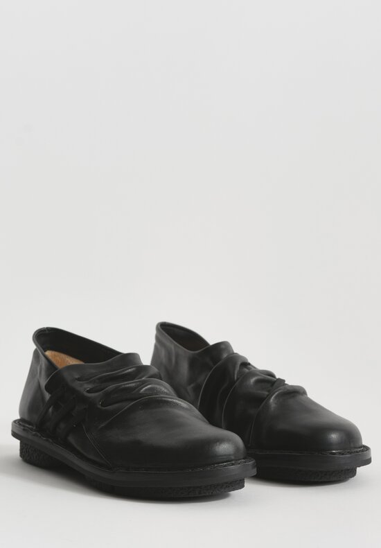 Trippen Leather Thrill Shoe in Black	