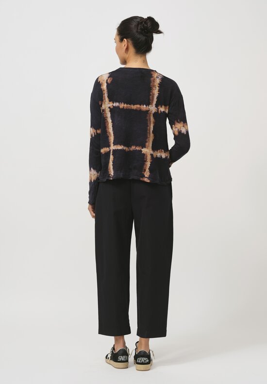 Gilda Midani Pattern-Dyed Long Sleeve Trapeze Tee in Burning Black & Brown	