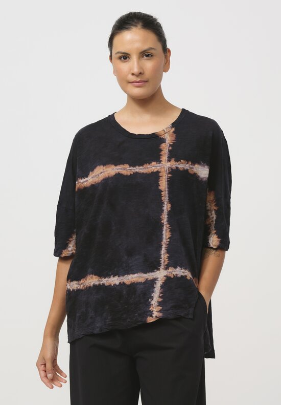 Gilda Midani Pattern-Dyed Super Tee in Burning Black & Brown	