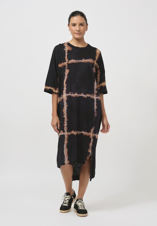 Gilda Midani Pattern-Dyed Super Dress in Burning Black & Brown