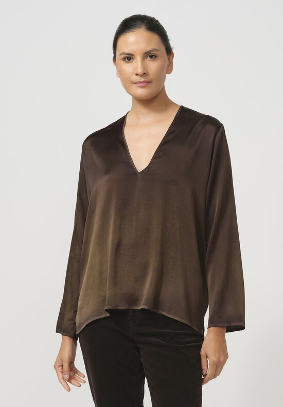 Avant Toi Hand-Painted Silk V-Neck Barchetta Top in Nero Moss Green	