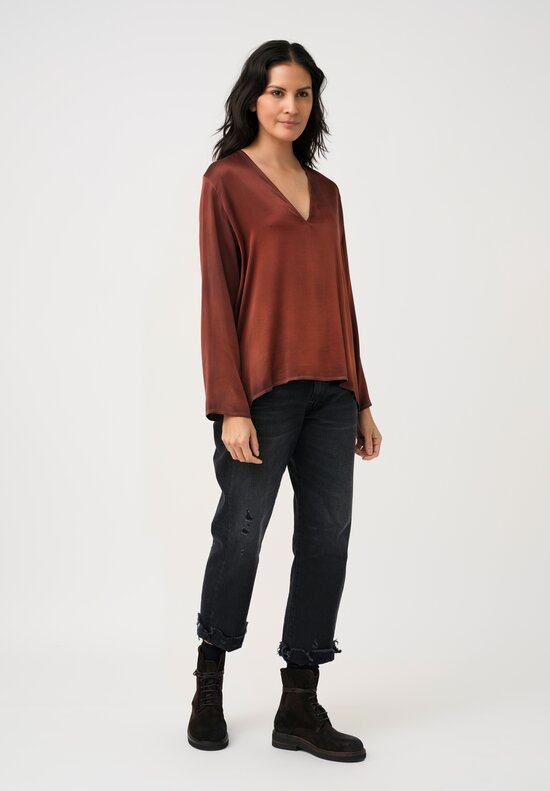 Avant Toi Hand-Painted Silk V-Neck Top in Nero & Cuoio Brown