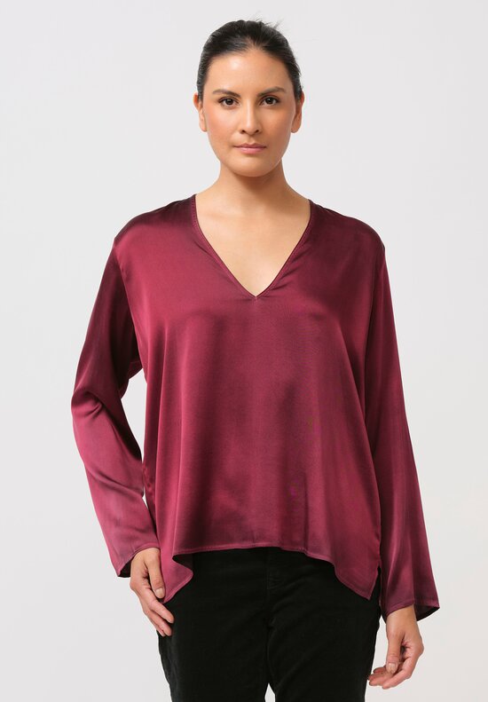 Avant Toi Hand-Painted Silk V-Neck Barchetta Top in Nero Wine Red	