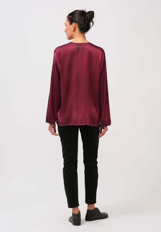 Avant Toi Hand-Painted Silk V-Neck Barchetta Top in Nero Wine Red	