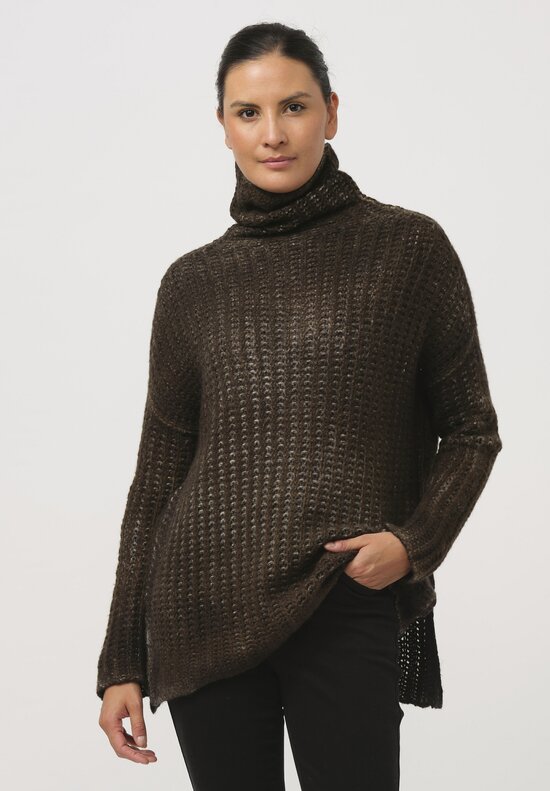 Avant Toi Hand-Painted Cashmere & Silk Pannocchia Turtleneck in Nero Moss Green	