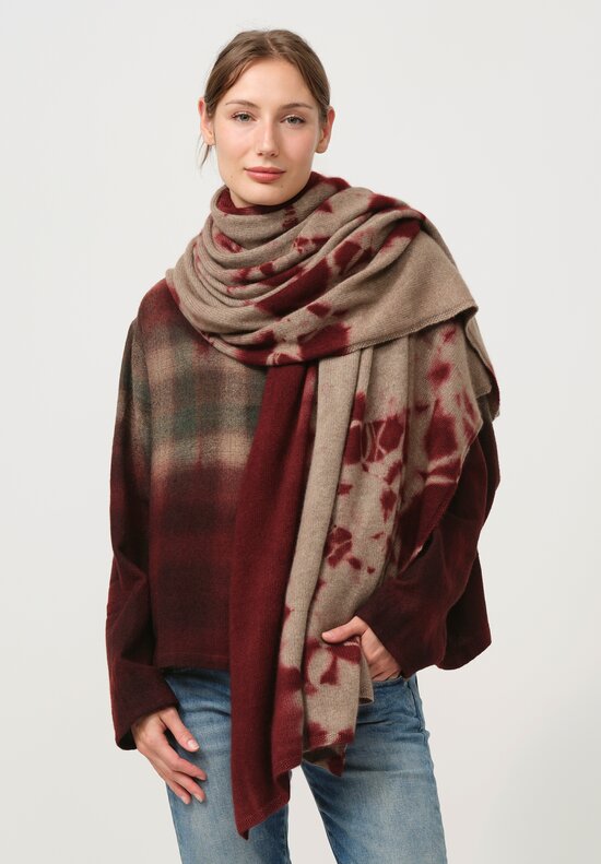 Suzusan Cashmere Shibori Travel Shawl in Bordeaux & Brown Fragment	