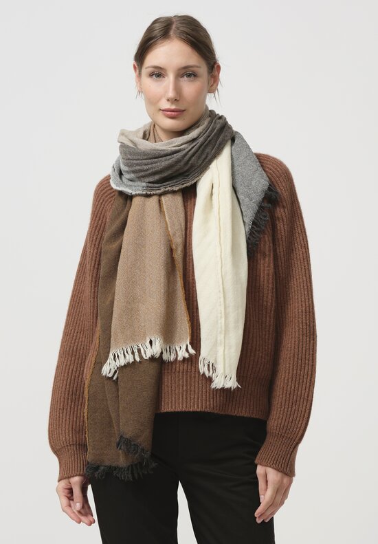 Begg x Co Cashmere Islay Meribel Stole in Natural White	