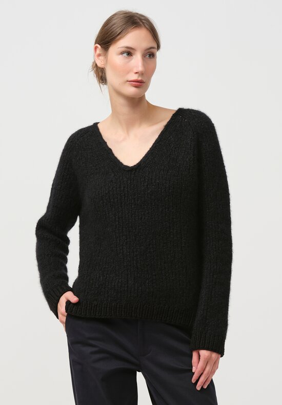 Wommelsdorff Hand Knit Cashmere & Silk Mati Sweater in Space Black	