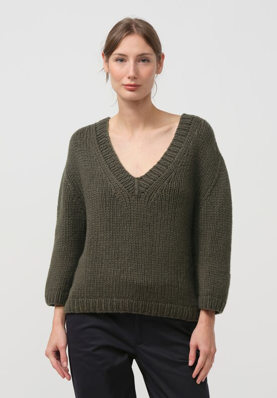 Wommelsdorff Hand Knit Cashmere Dara Sweater in Forest Green	